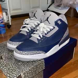 Jordan 3 Retro “Midnight Navy / Georgetown”